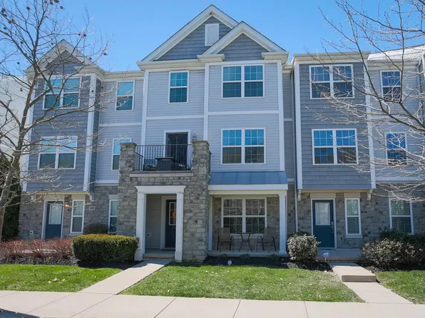 1435 Bloomington Blvd, Columbus, OH 43228