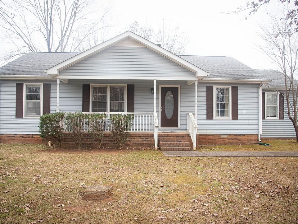 1st image of 1909 Cross Creek Dr