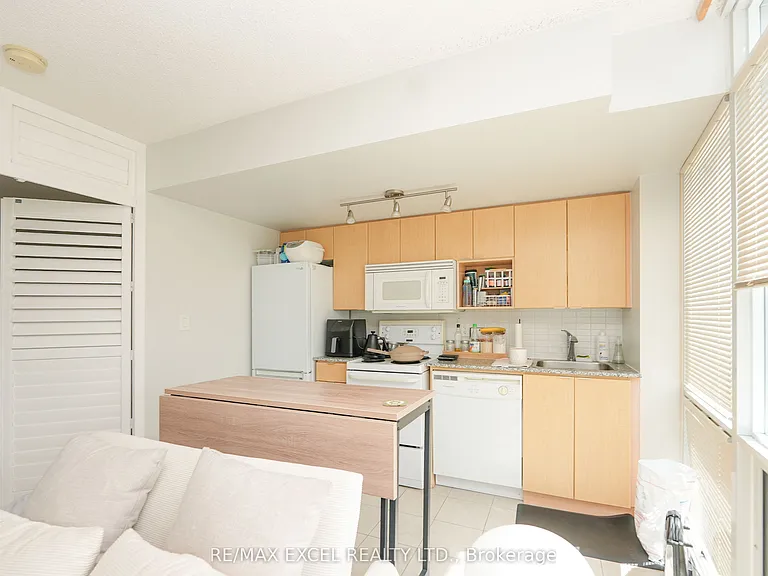 11 Brunel Ct #2316 — Photo 14