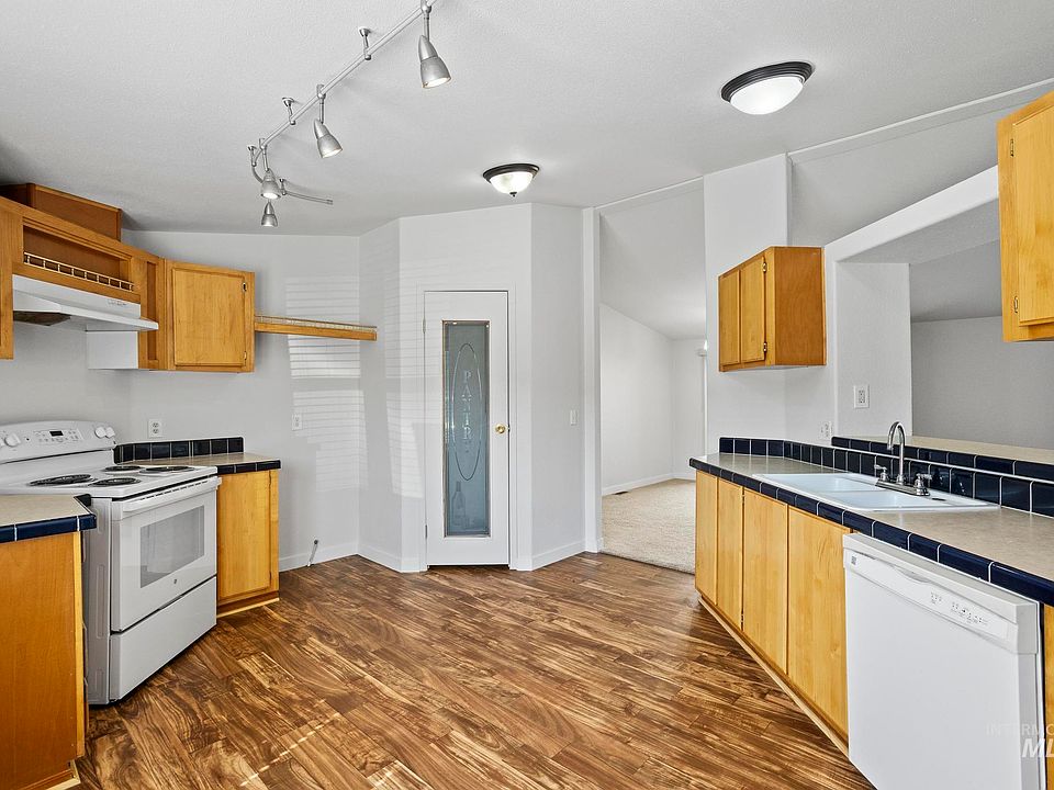 1st image of 11250 W Azure Ln