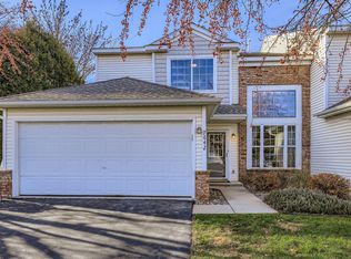 7642 Arboretum Village Pl, Chanhassen, MN 55317