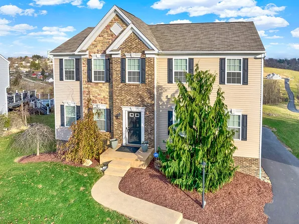 2072 Haflinger Dr, North Huntingdon, PA 15642