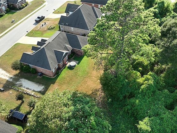 5th image of 441 Stanfield Dr