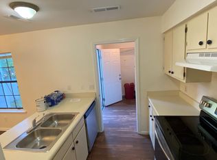 1730 Deer Path Dr, Mount Pleasant, SC 29464