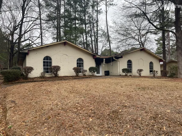 5109 Pennswood Pl, Jackson, MS 39206