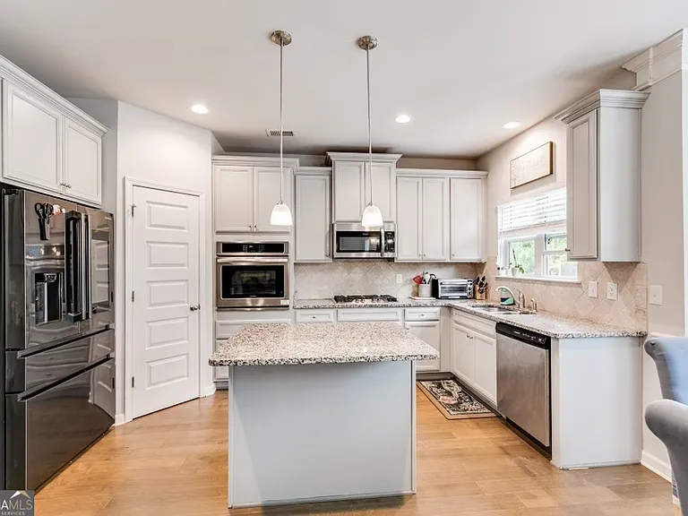 365 Granite Way — Photo 4