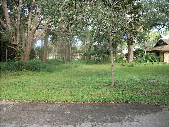 3rd image of 8246 Via Bella St