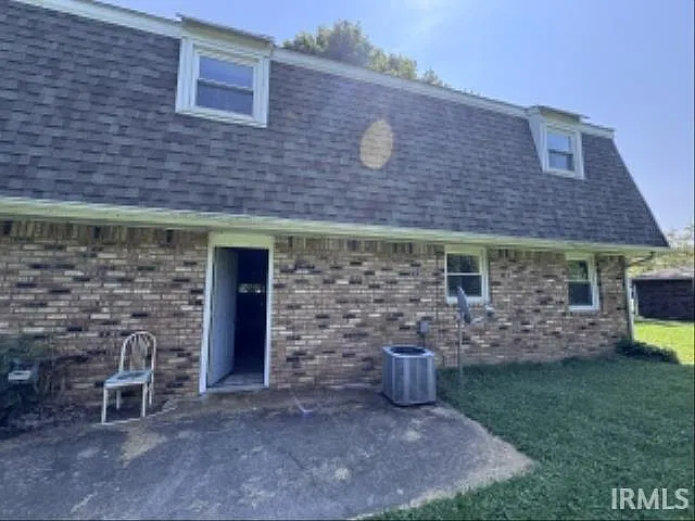 3 bed, 1.5 bath, 1000 sqft, $950 — Photo 2