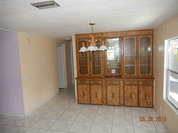 4th image of 260 NW 218th Way