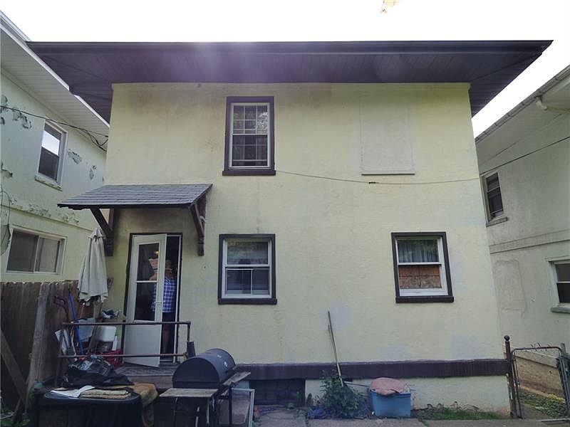 2nd image of 205 Modisette Ave