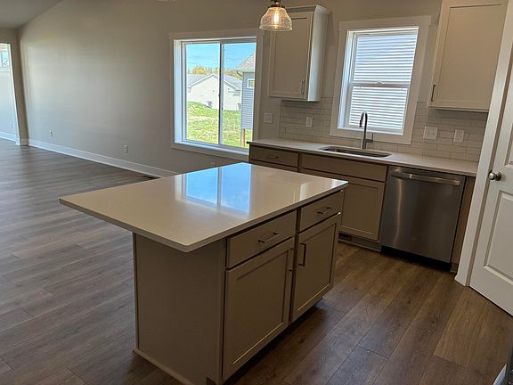 2nd image of 15733 Hawley Dr #31
