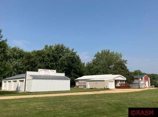 12956 Main St, Searles, MN 56073