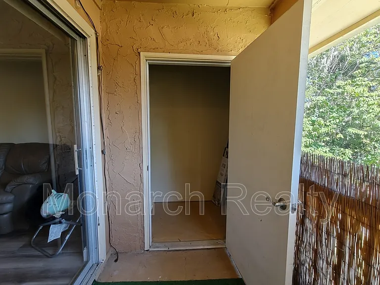 1810 NW 23rd Blvd #165 — Photo 38