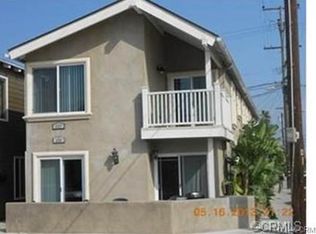 127 29th St APT A, Newport Beach, CA 92663