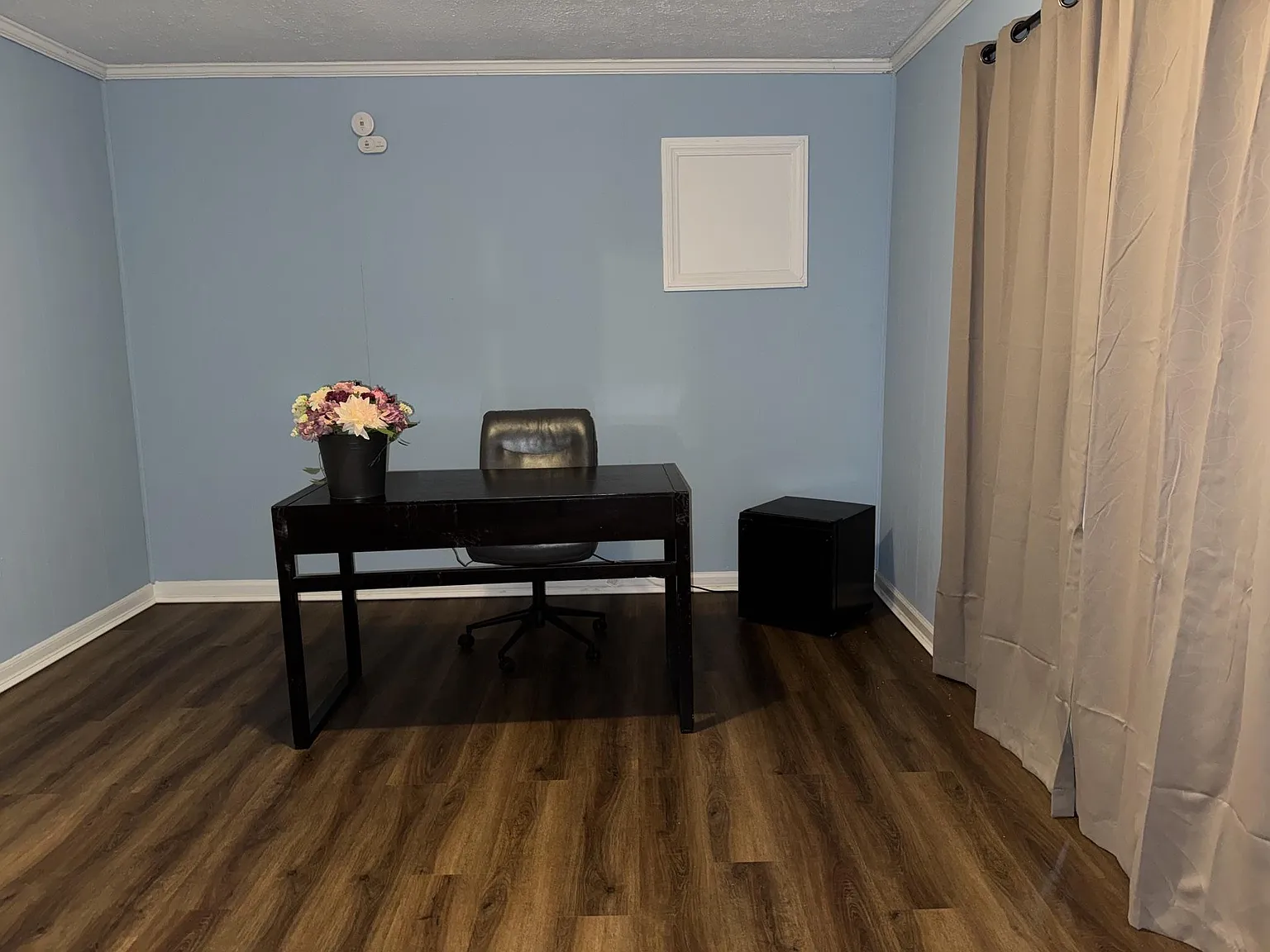 3 bed, 2.0 bath, 1700 sqft, $910 — Photo 3