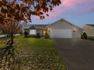 4001 Marlton Dr, Fort Wayne, IN 46818