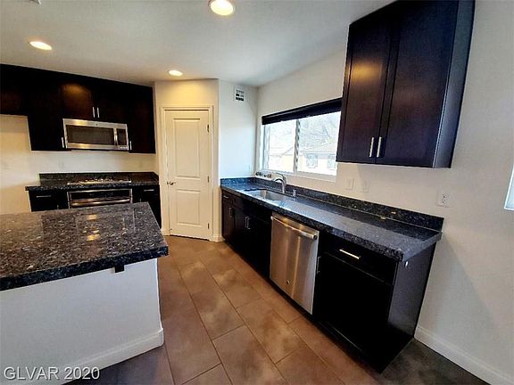 4th image of 10529 Rain Water Dr