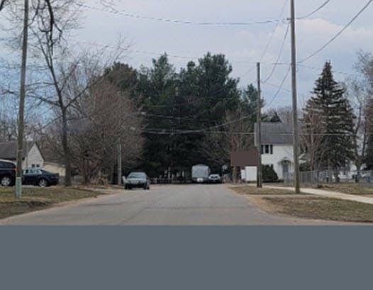 3rd image of 521 E Vine St