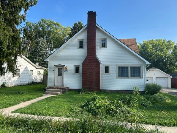 206 E Main St
