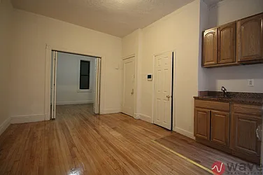 Rented by Wave Real Estate Group