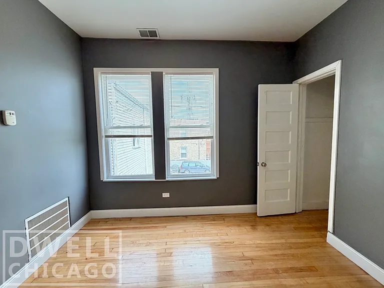 735 N Christiana Ave #2RR — Photo 6