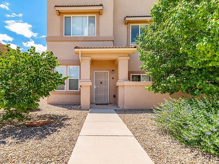 4359B San Benito St — Photo 1