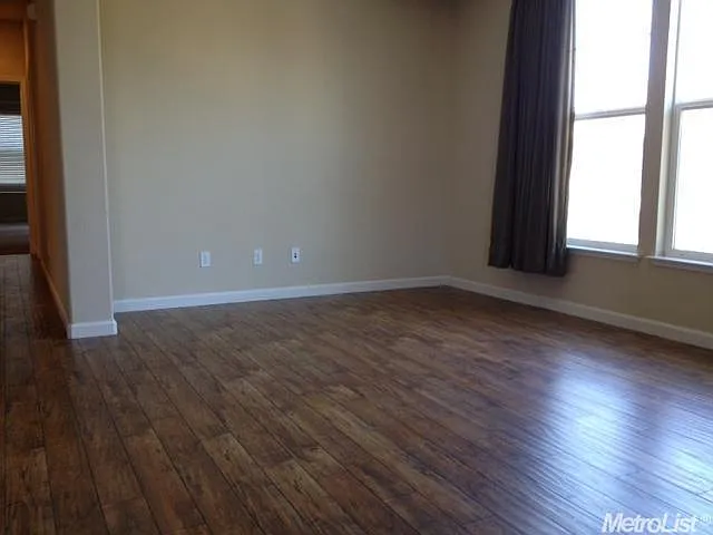 258 W Lucita Way photo 1