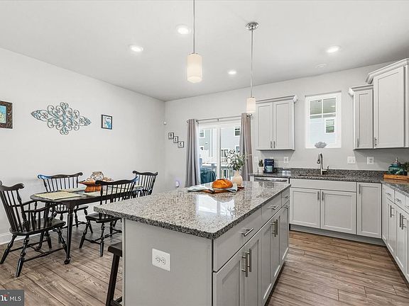 5th image of 35411 Wright Way