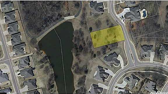3rd image of 3233 Savoy Cir #1