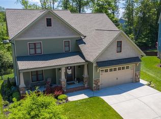 3101 Barkham Dr, Midlothian, VA 23112