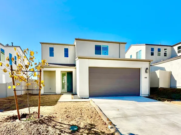 568 Meadowood St, Fallbrook, CA 92028