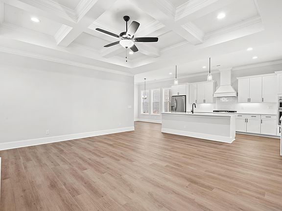 5th image of 792 Crystal Water Way