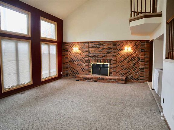 5th image of 14760 Ivanhoe Dr
