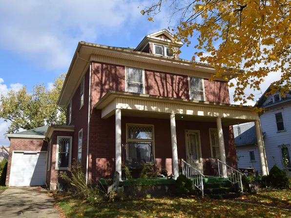 216 W Baird St, West Liberty, OH 43357