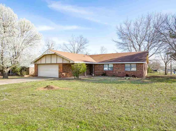 917 N Dryden Cir, Stillwater, OK 74075