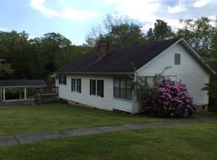 81 Newtown Rd, Stearns, KY 42647