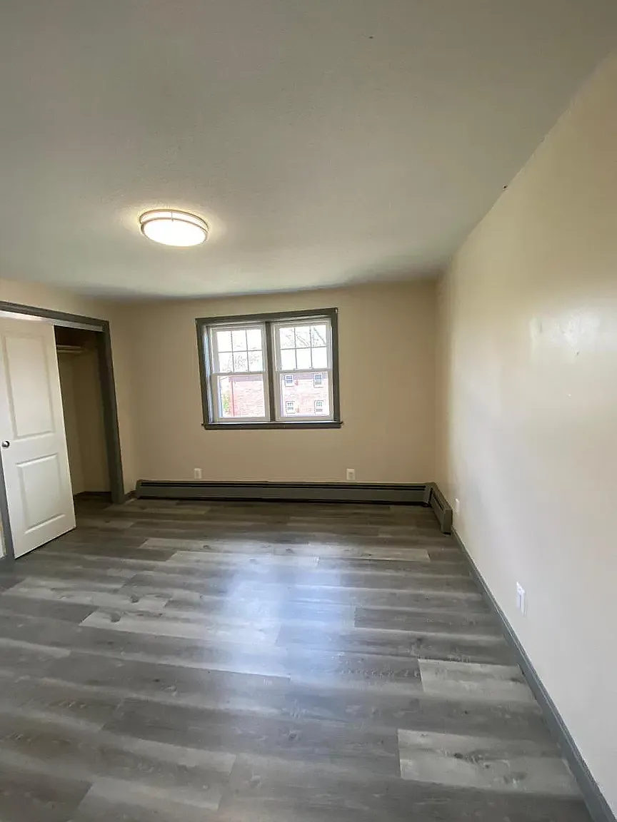 1 bed, $1,400 — Photo 3