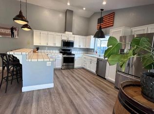 1954 Jeffords St, Clearwater, FL 33764