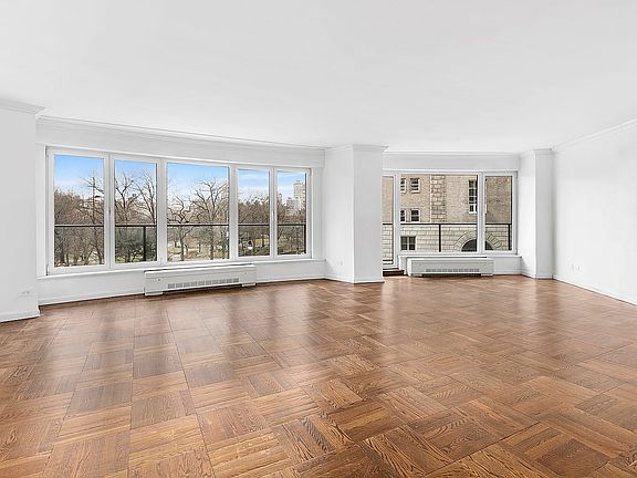 3rd image of 200 Central Park S APT 4-B