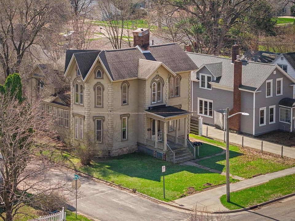 1st image of 551 3RD STREET SOUTH