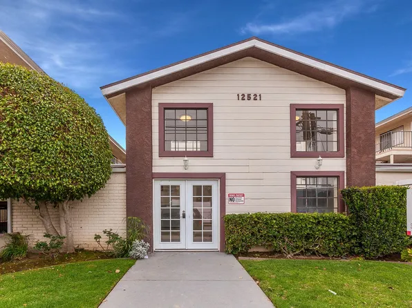 12521 Grevillea Avenue, 12521 Grevillea Ave #17, Hawthorne, CA 90250