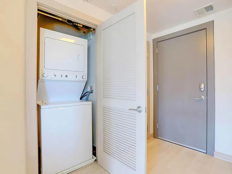 Washer/Dryer