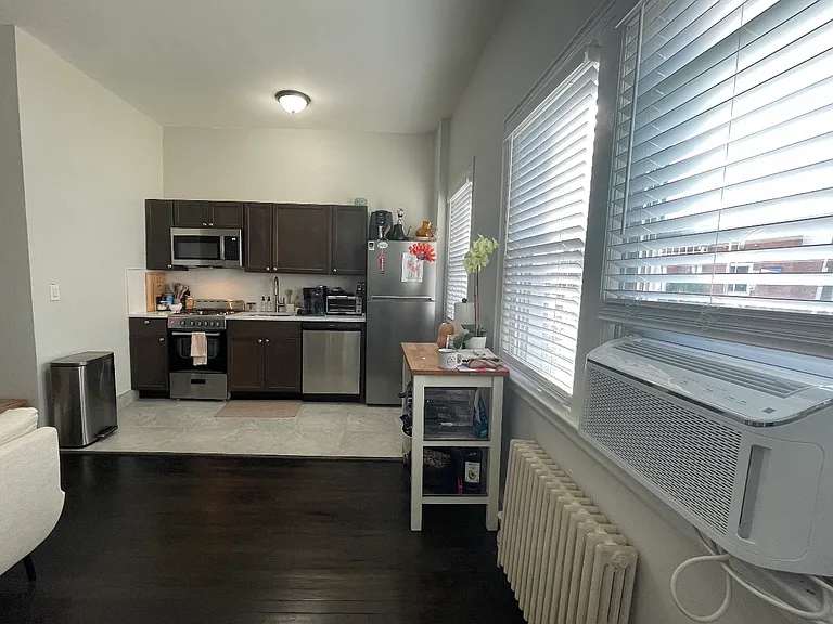 529 Park Ave #1 — Photo 7