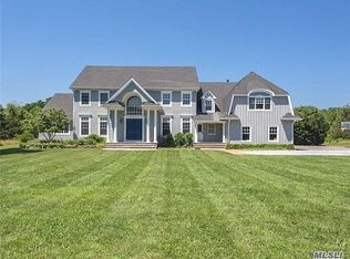 165 Red Fawn Rd, Southold, NY 11971