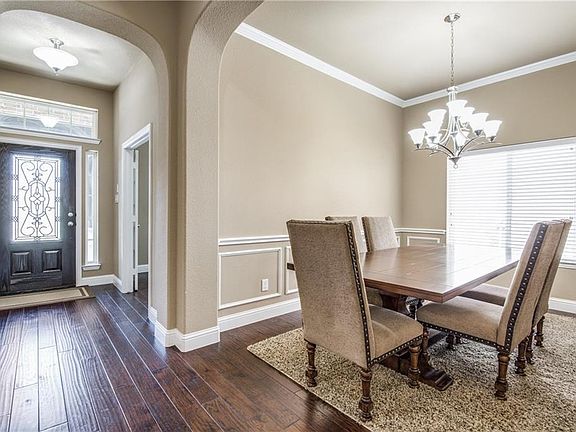 5th image of 2456 Kingsgate Dr