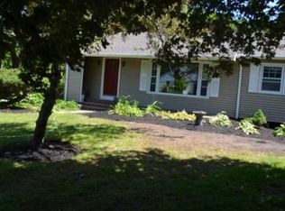 6 Damon Ave, Ipswich, MA 01938