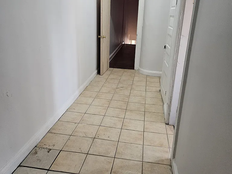 2843 Saint Paul St #2 — Photo 11
