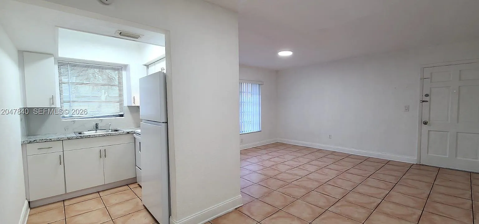 Bayshore Treasure Condo — Photo 3