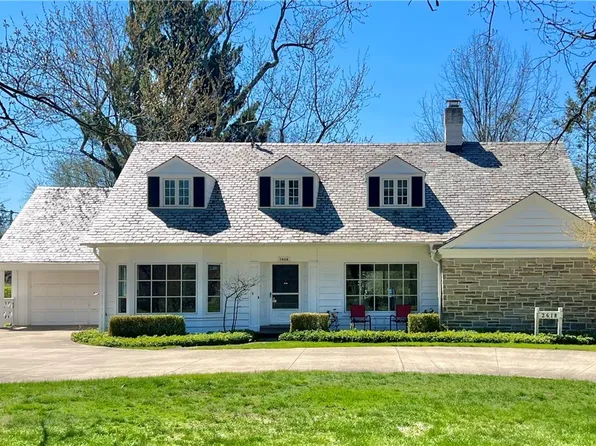 2618 W Park Blvd, Shaker Heights, OH 44120