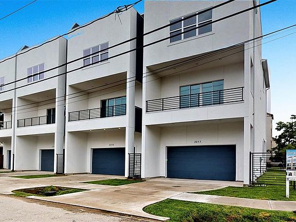 2213 Sherwin St Houston Tx 77007 Mls 66324287 Zillow